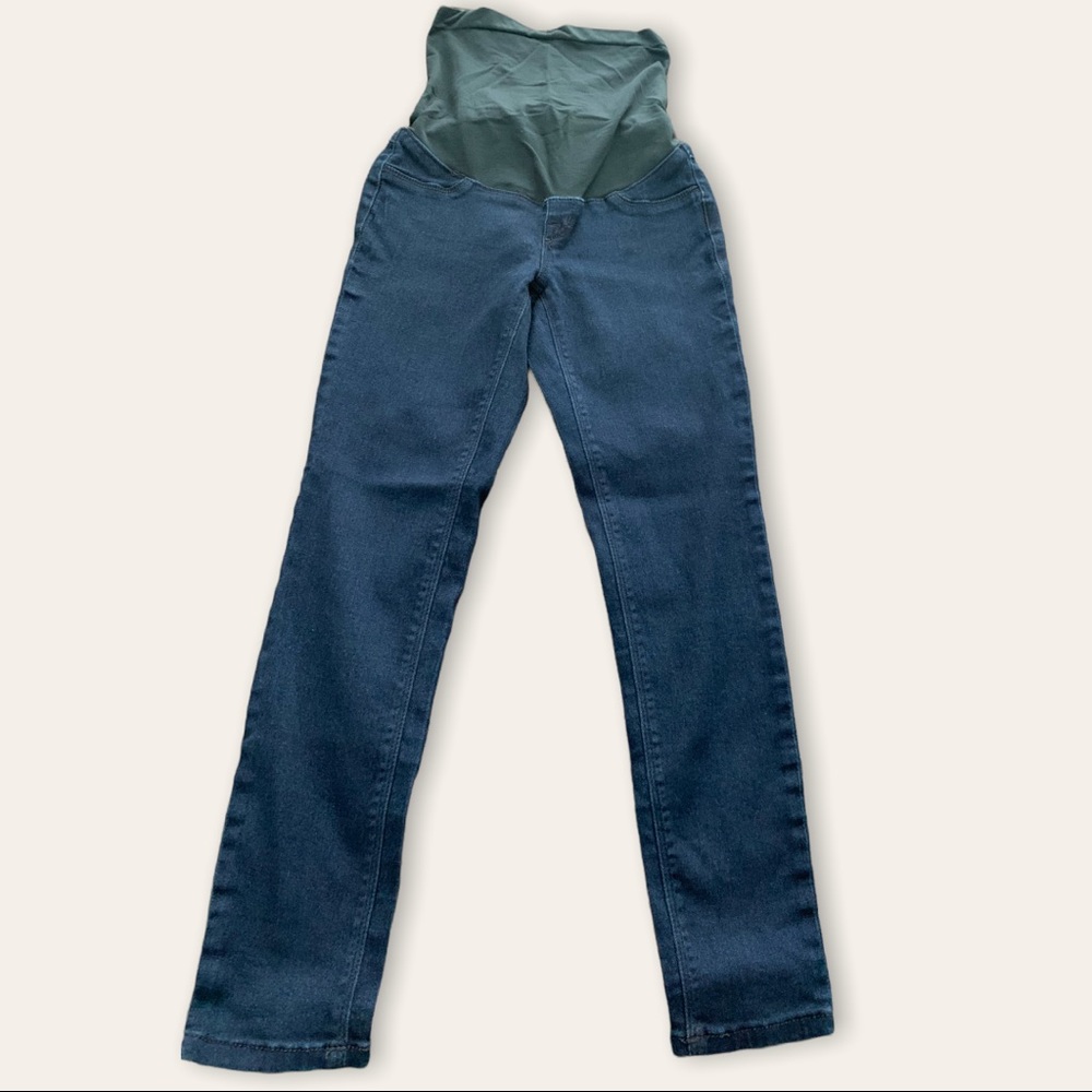 1822 Denim
Wynter Maternity Skinny Jean